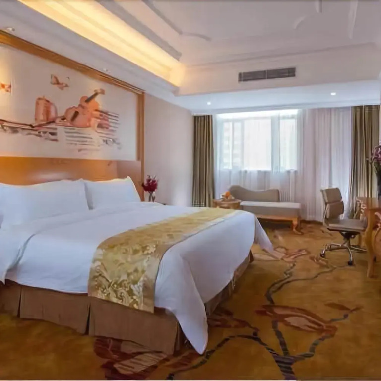 Vienna International Hotel Zhuhai Golden Phoenix