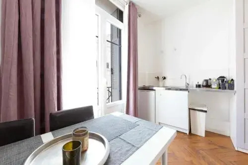 Cosy Apartment 27 M2 In Rue Dantibes And Croisette