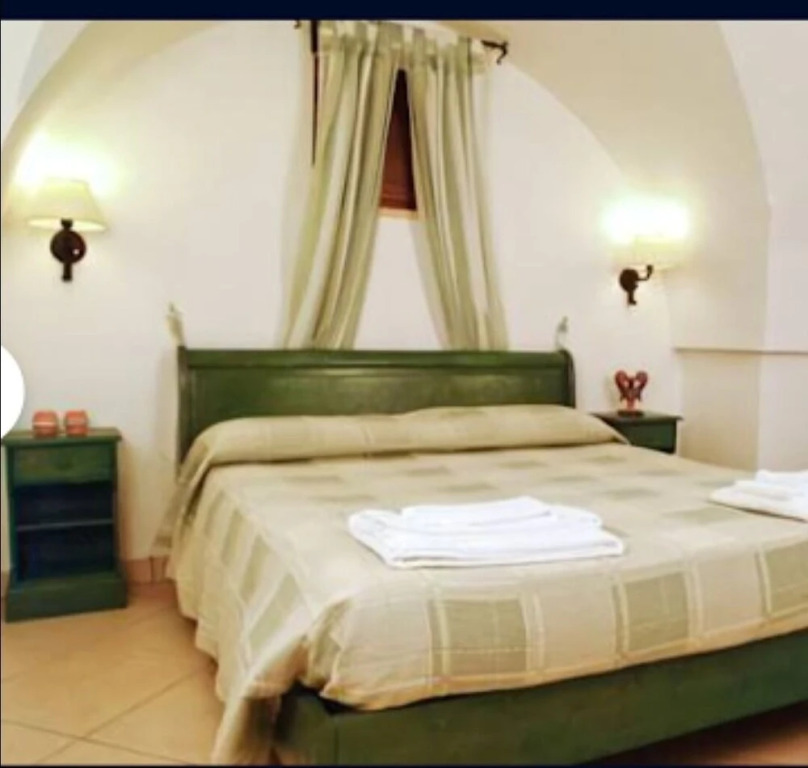Stunning Quadruple Room in Ancient Masseria Near the sea in a Quiet Olive Trees