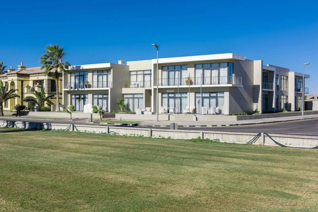 Flamingo Villas Boutique Hotel