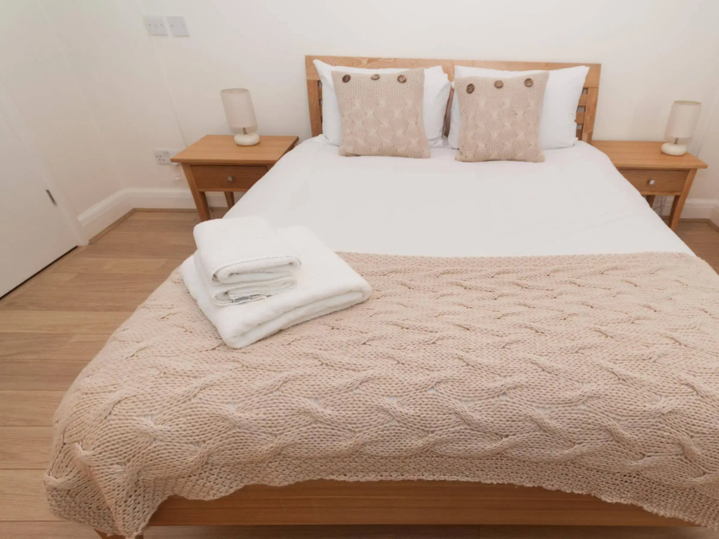 Monument Serviced Apartments by LovelyStay