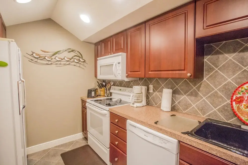 Gulf and Bay Club- C611 3 Bedrooms 2 Bathrooms Condo