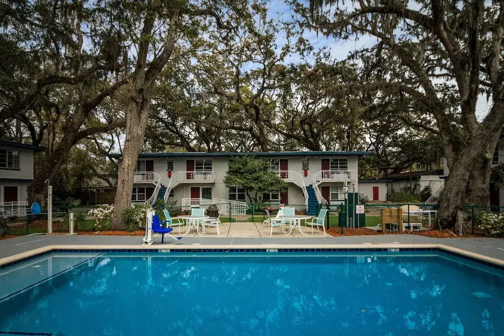 Queens Court Inn