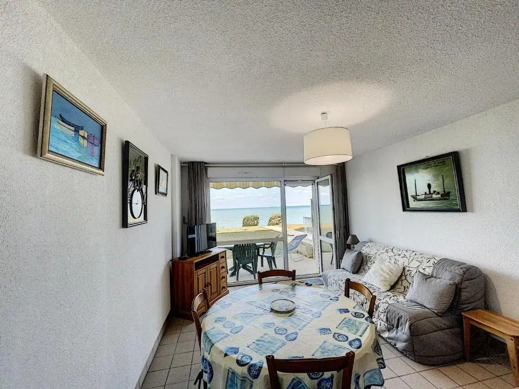 Appartement Jullouville, 2 pièces, 4 personnes - FR-1-361-45