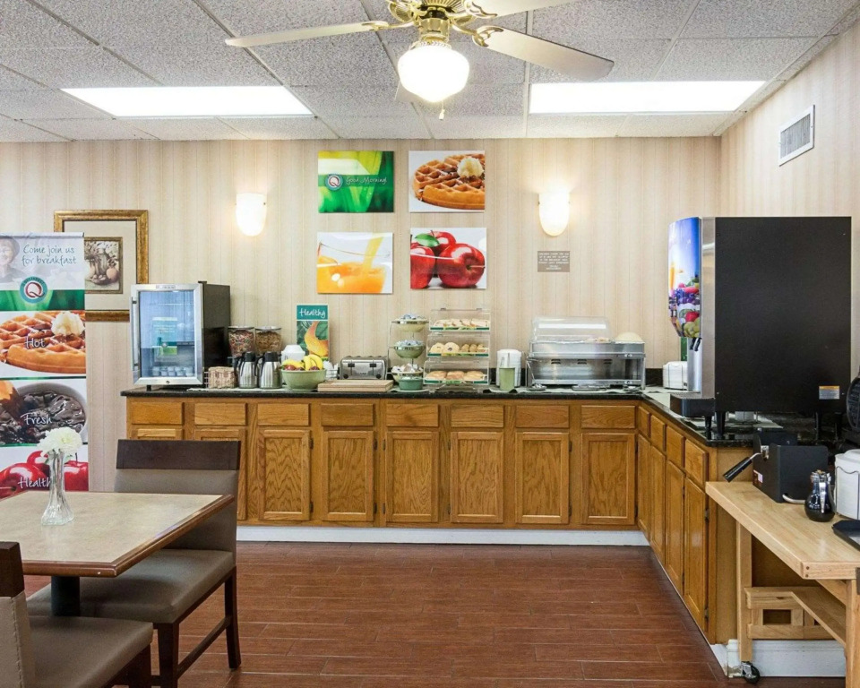 Quality Inn Magnolia