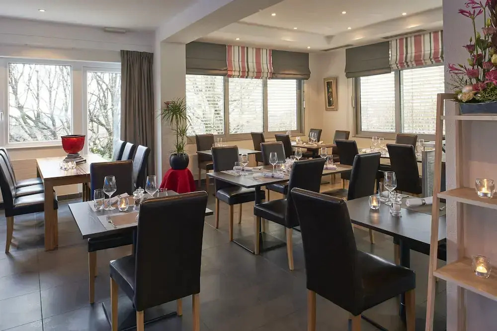 Le Leman Hotel