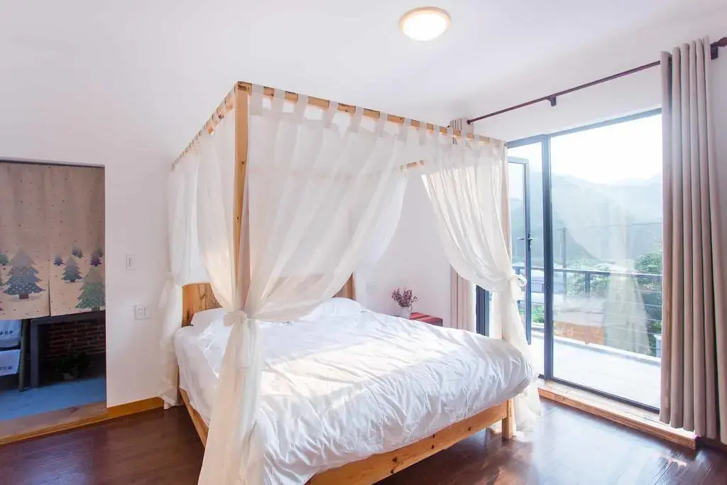 Youke Zhujia Lodge