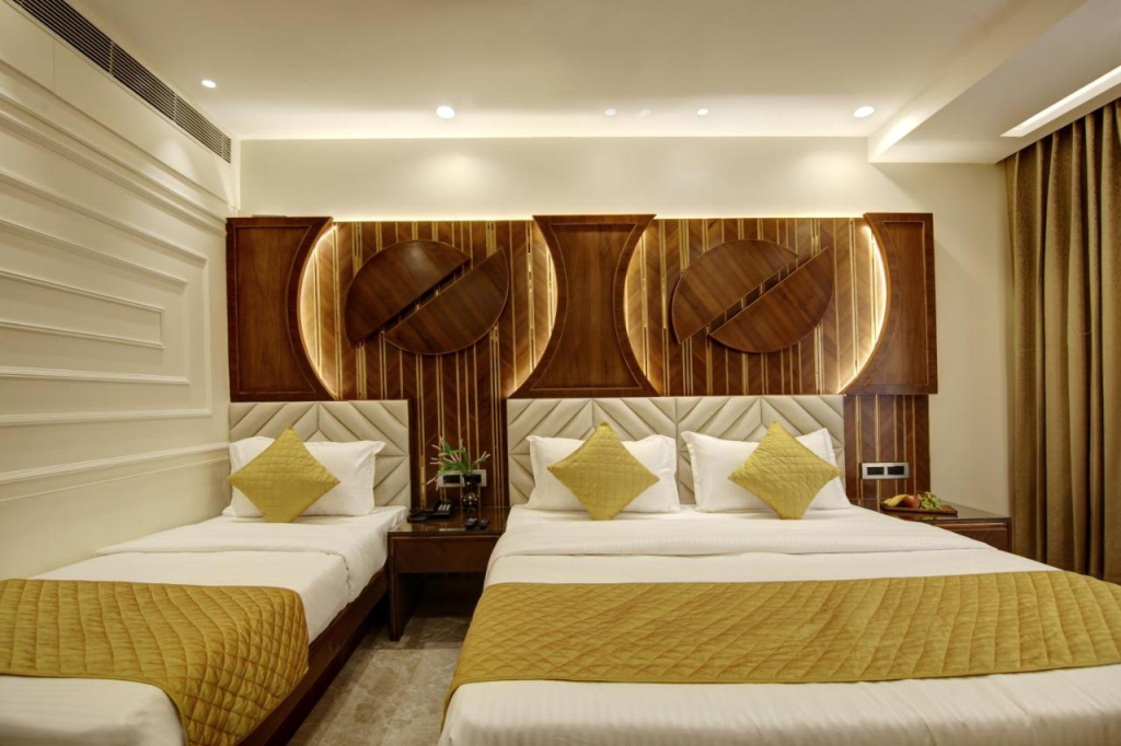 OYO 11325 Hotel Superb