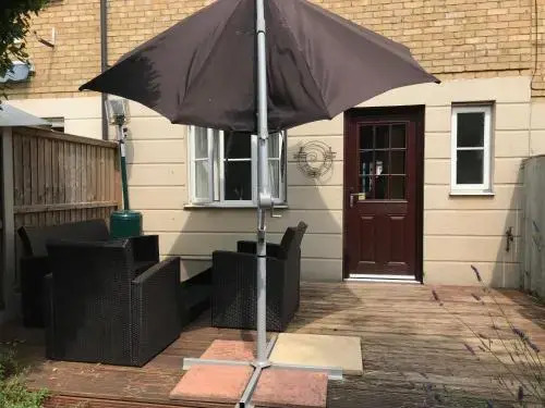 Staynorwich 69g - Hush View House