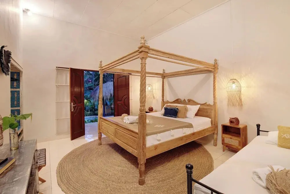 Seminyak Seagrass Villa