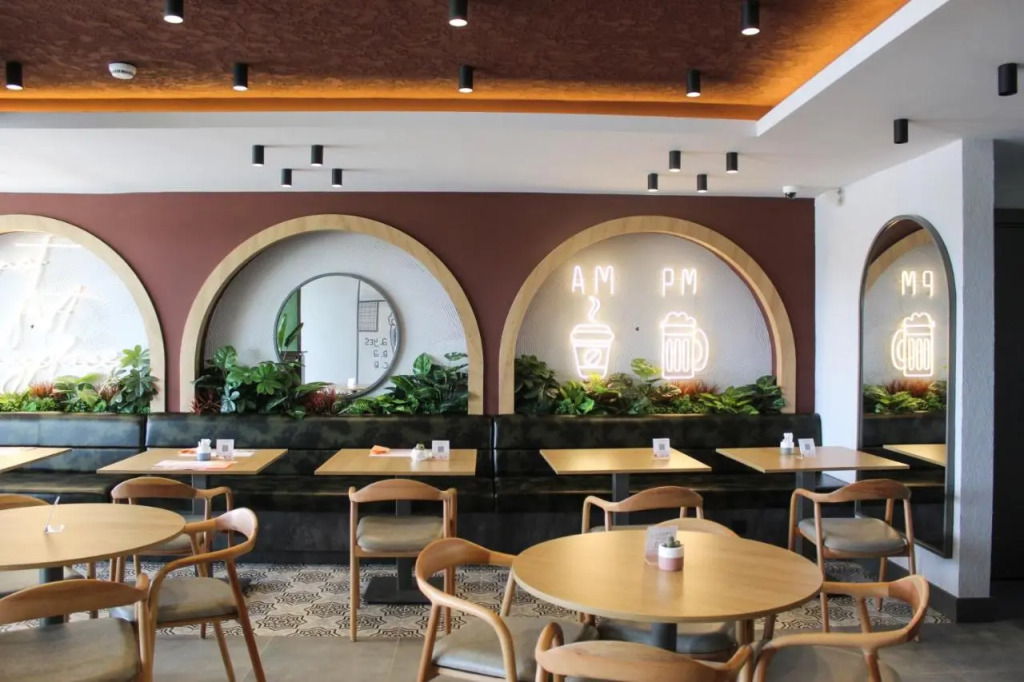 Echinus Lara Hotel