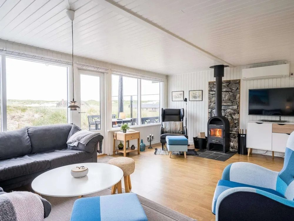 6 Person Holiday Home in Hvide Sande
