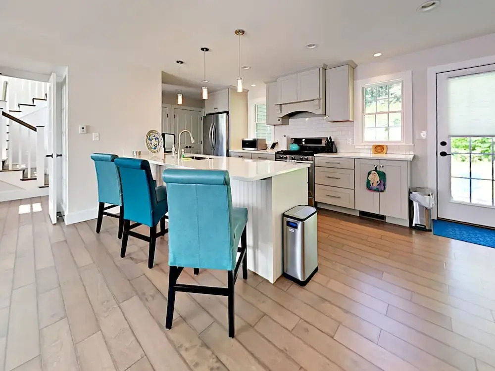 2 Woodlawn Ave House 3 Bedrooms 2 Bathrooms Home