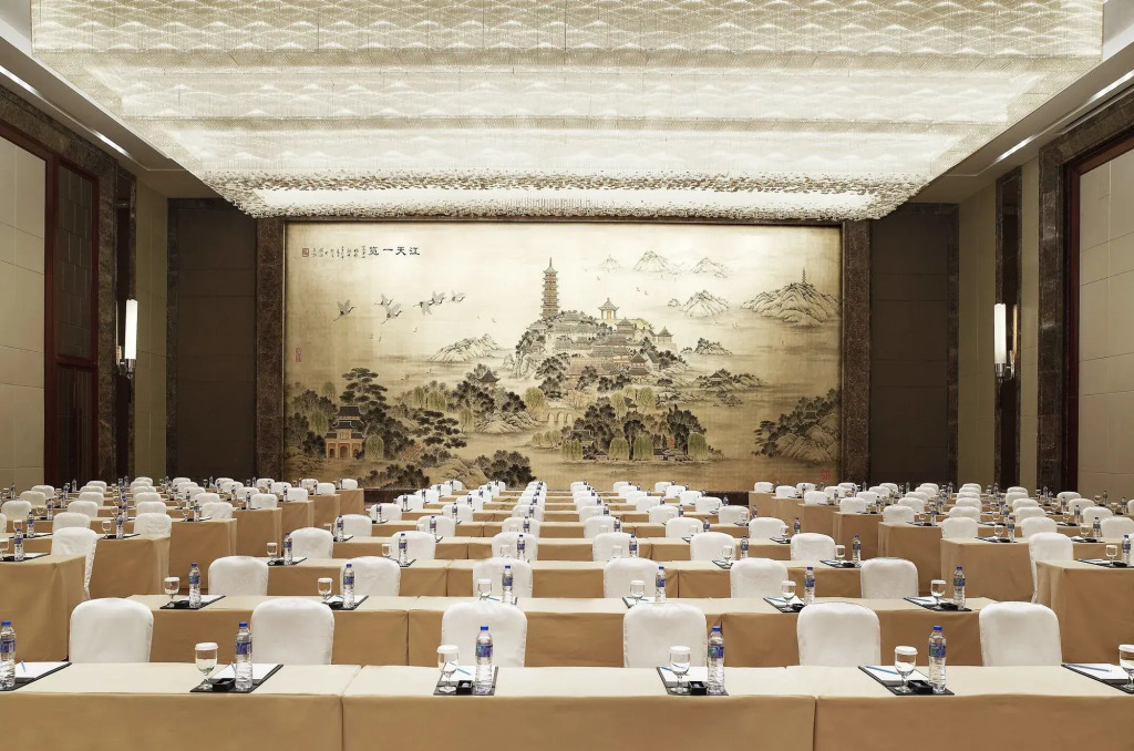 Sheraton Zhenjiang Hotel