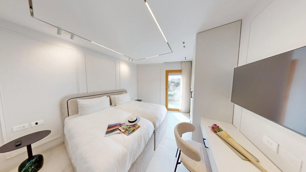 KING DAVID RESIDENCES - Pool & Gym