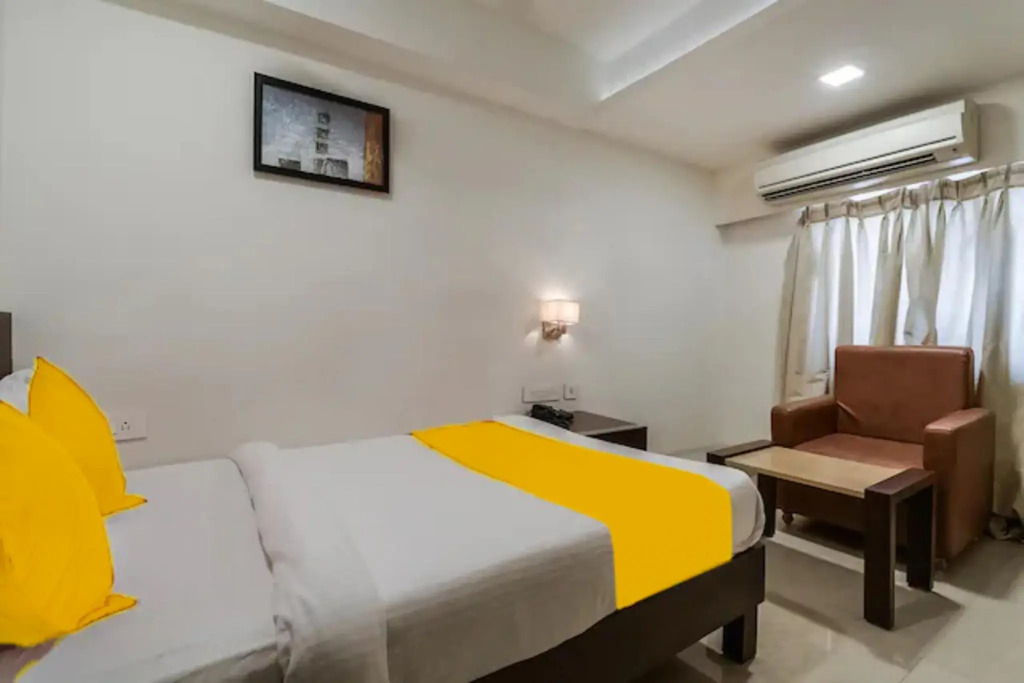 Hotel Leela Grand Inn
