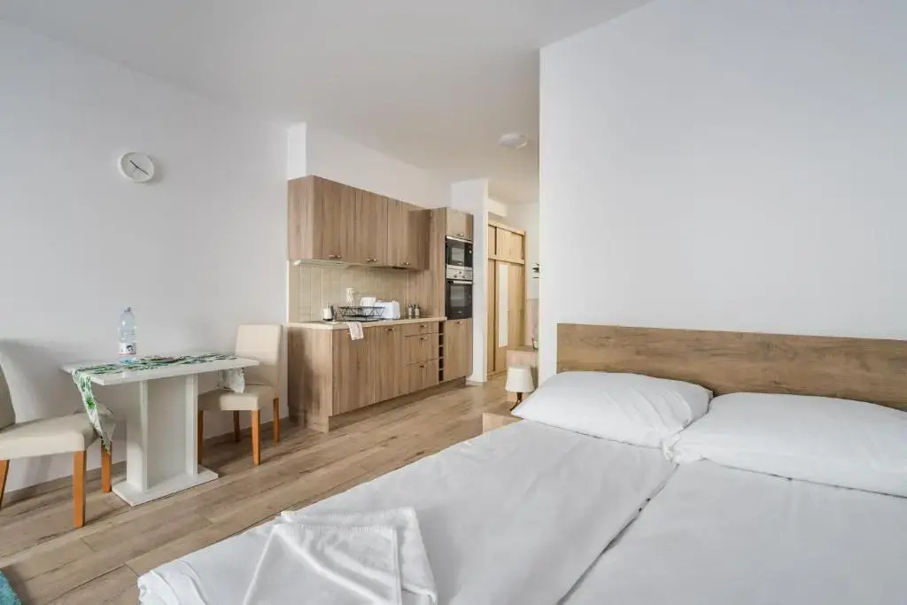 BpR Brody Street Home