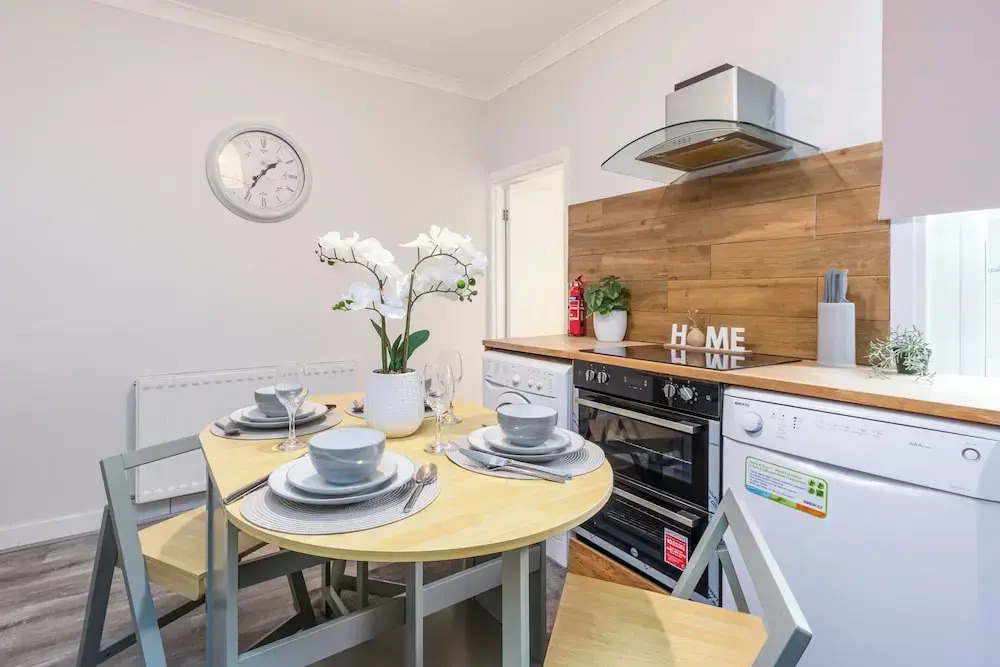 Rochester Retreat - Charming 3 Bedroom House