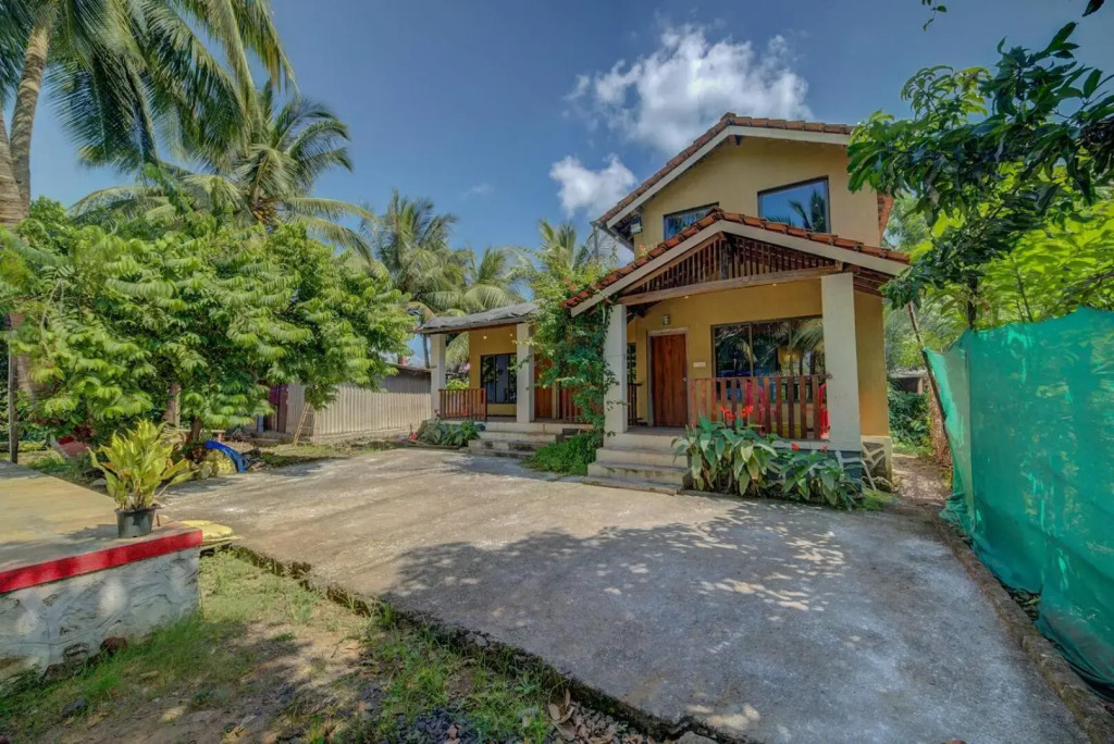 Tejaswee Bungalow