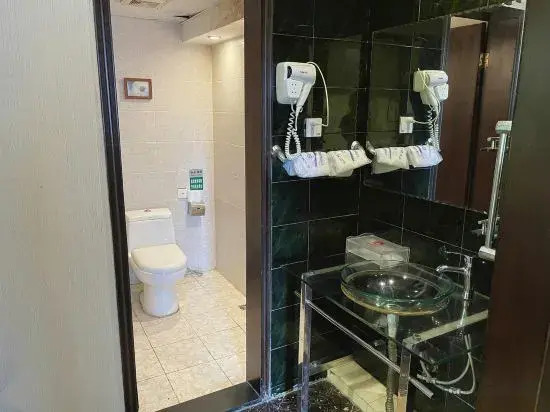 Yijing Business Hotel