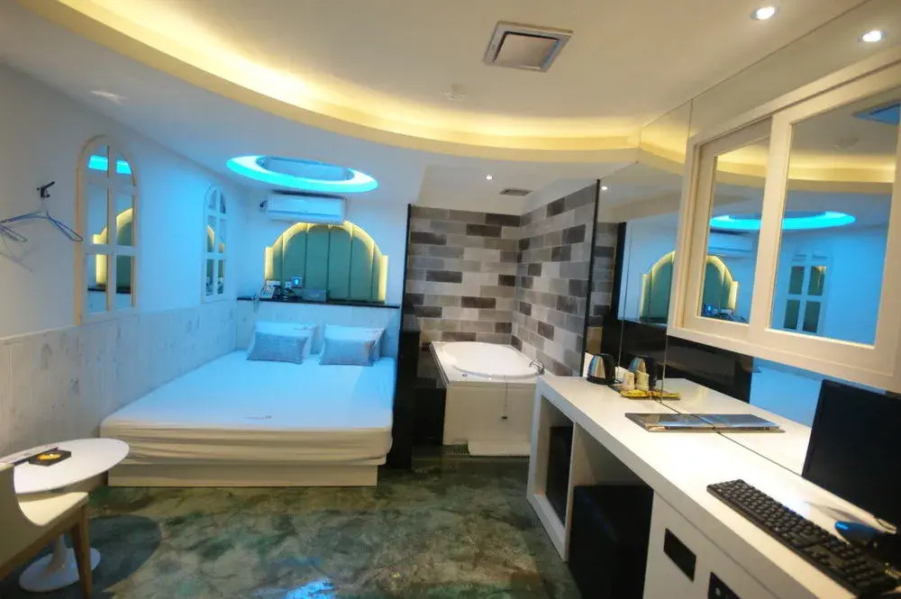 Hotel Lazzi