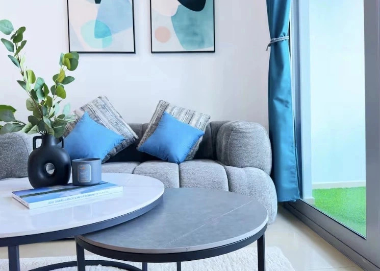 Квартира Lxury Brand New Studio with Balcony and Marina View