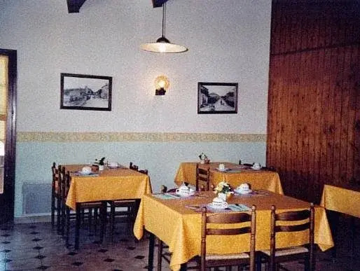 Logis Auberge De La Plaine