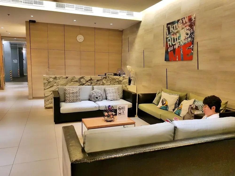 1BR Centric Sea 102 With Infinity Pool