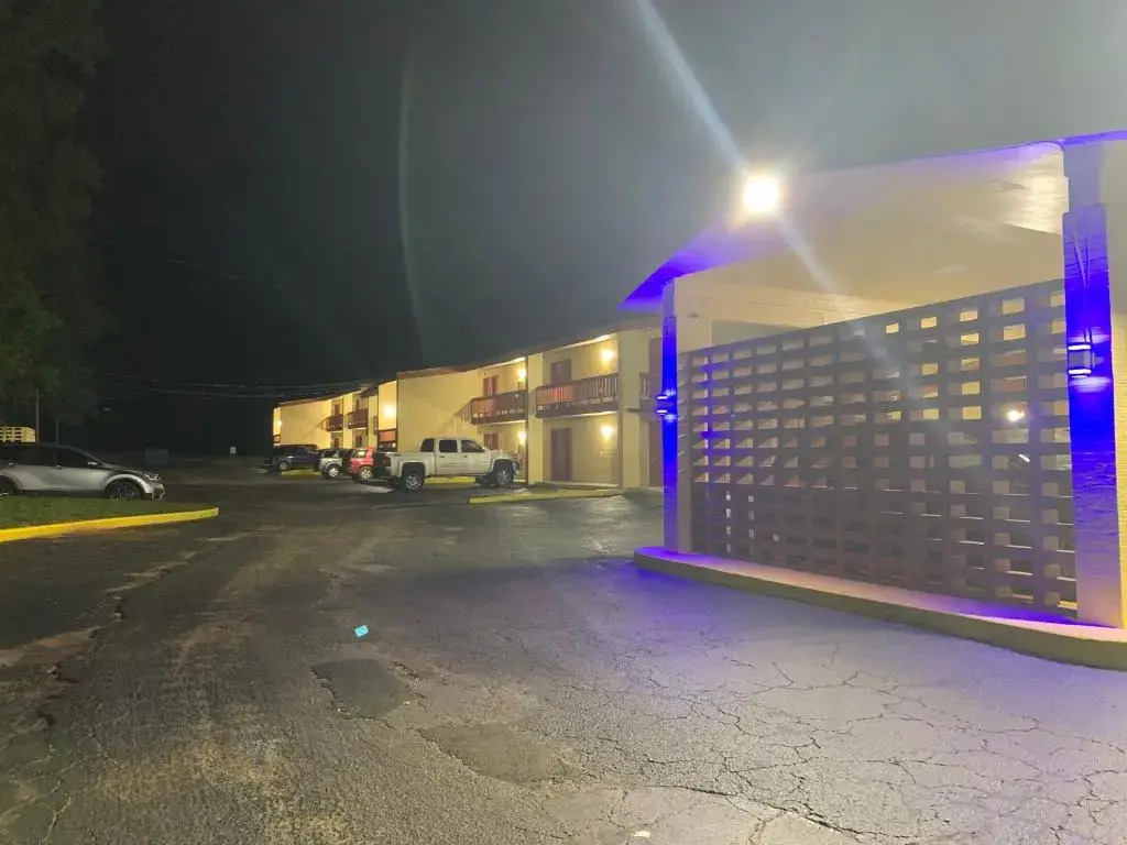 Executive Inn