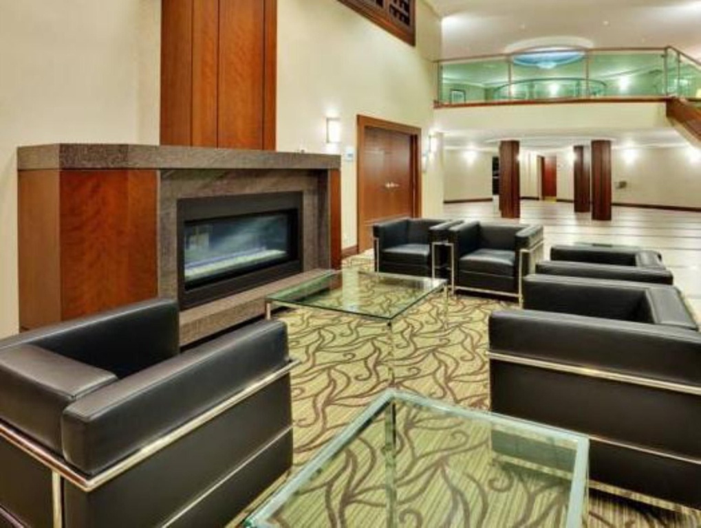 GLō Best Western Toronto Mississauga Corporate Centre