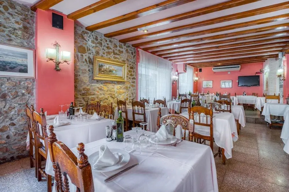 Hostal El Roser