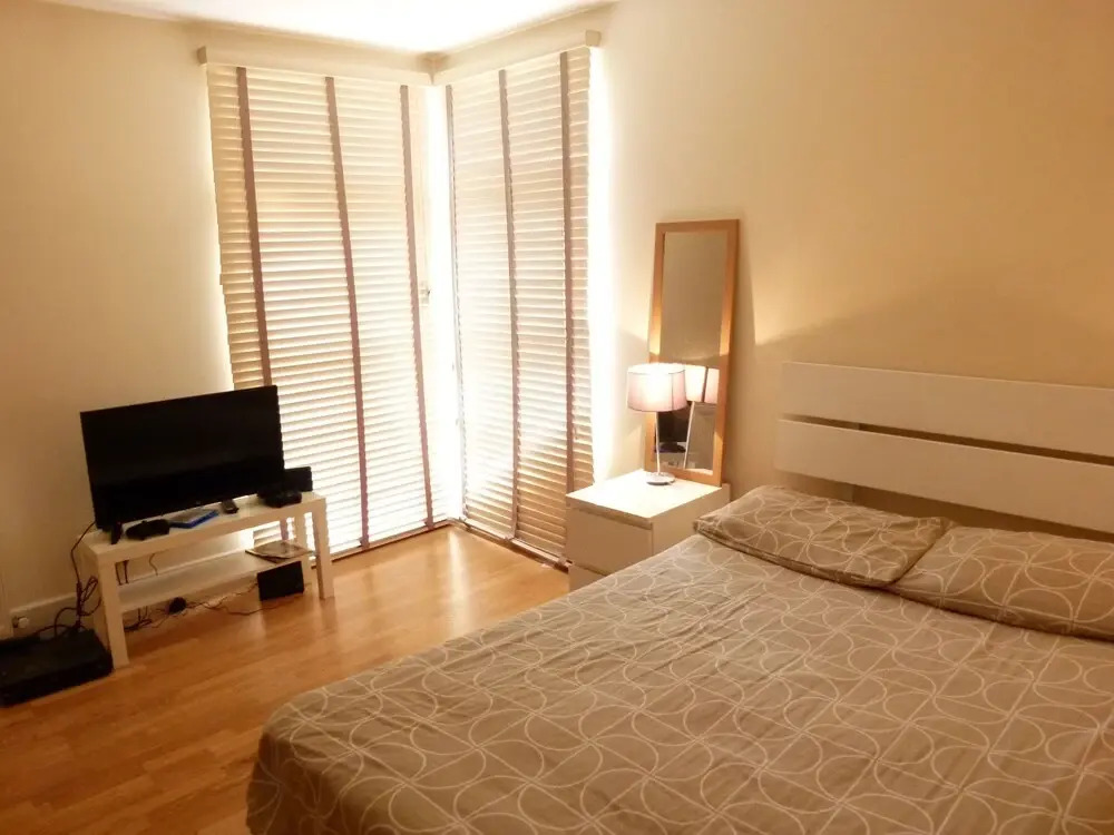 SS Property Hub - Kensington Area Family Apartment