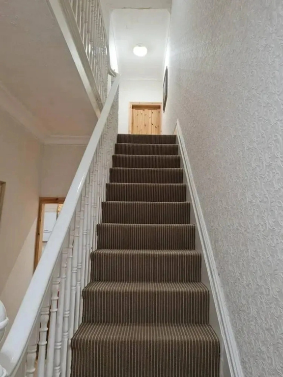 Impeccable 4-bed House in Blackpool