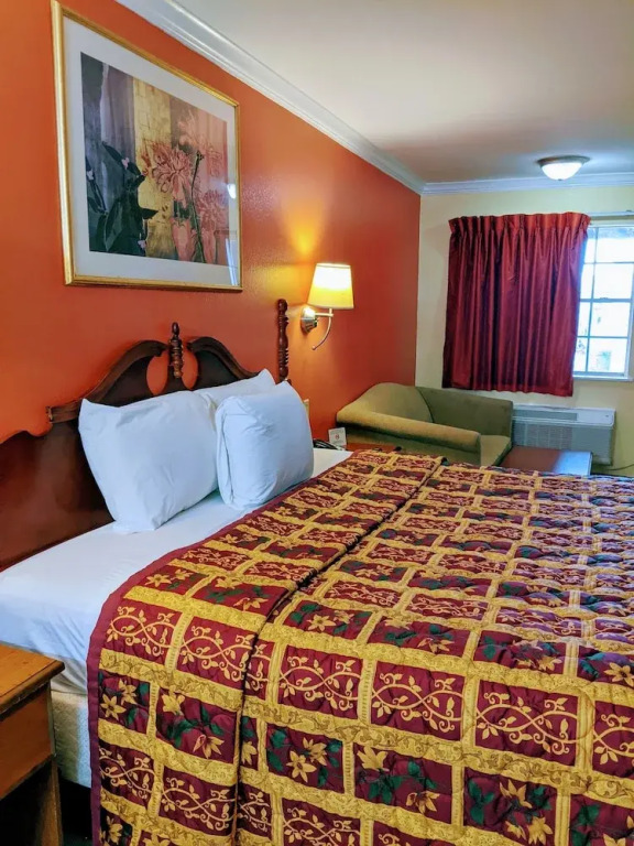 Lake Houmas Inn
