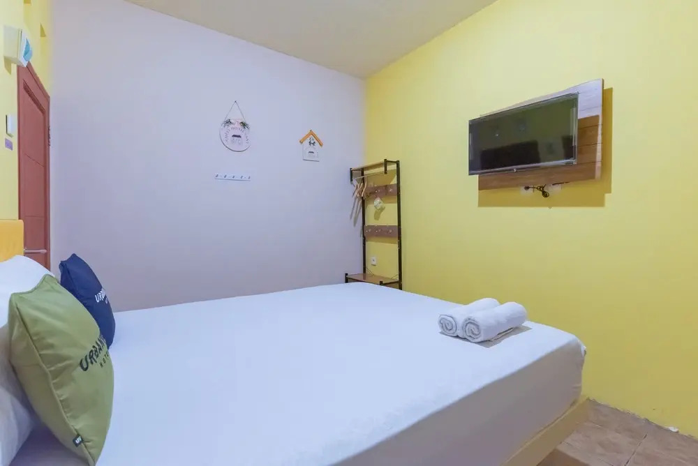 Urbanview Hotel Sany Cirebon