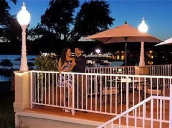 Bella Vista Suites Lake Geneva