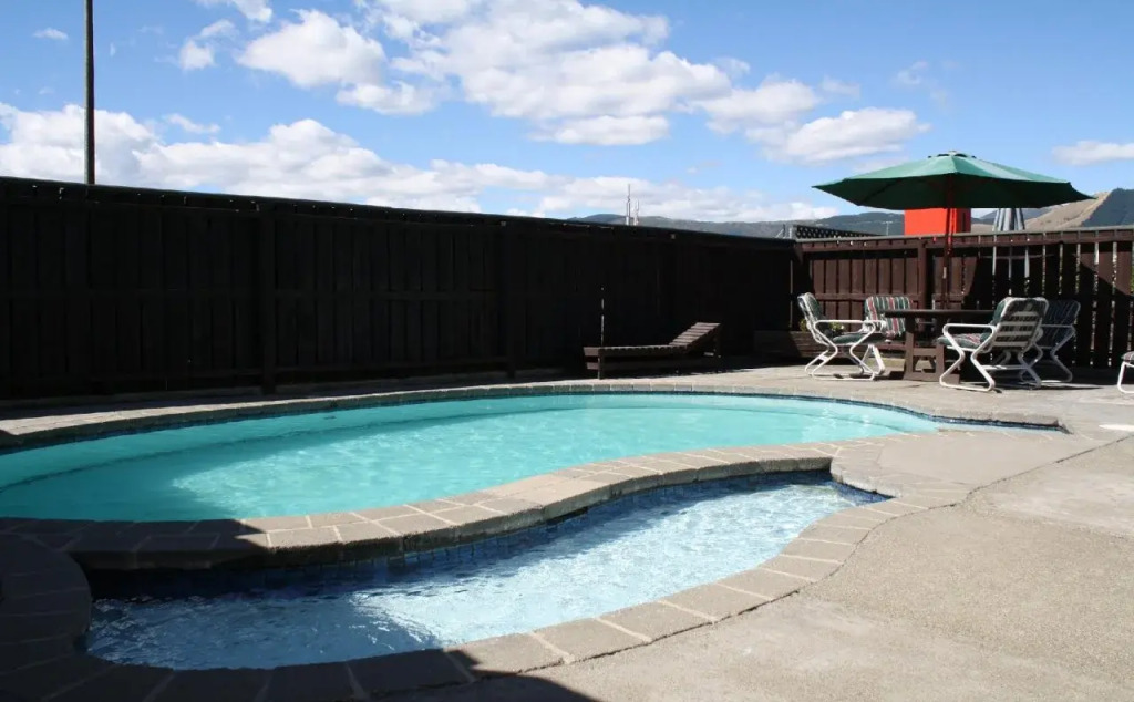 Oxford Court Motel