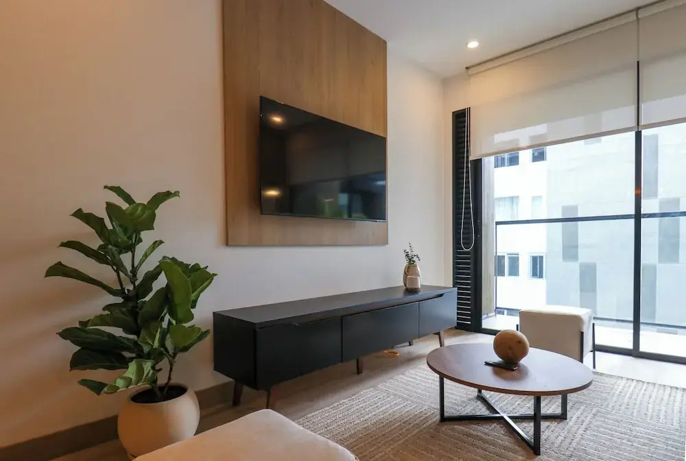 Living One in Premium Miraflores By Wynwood House