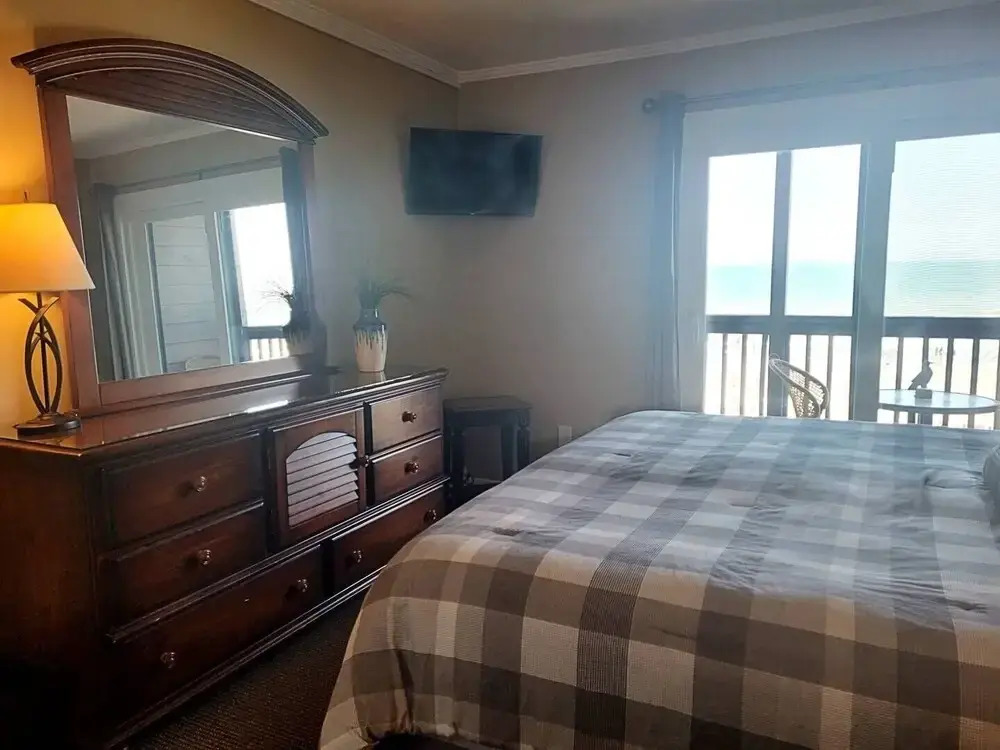 Tilghman Beach And Racquet Club 322 3 Bedroom Condo by RedAwning