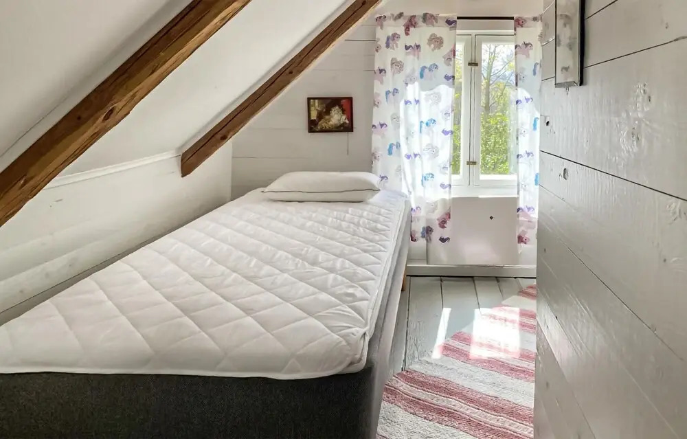 Three-Bedroom Holiday Home In Brakne Hoby
