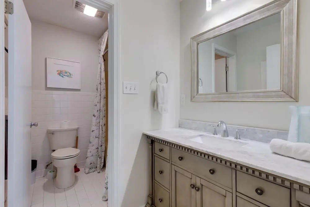 1 Block to Gulf: Dauphin Island Retreat w/ Views