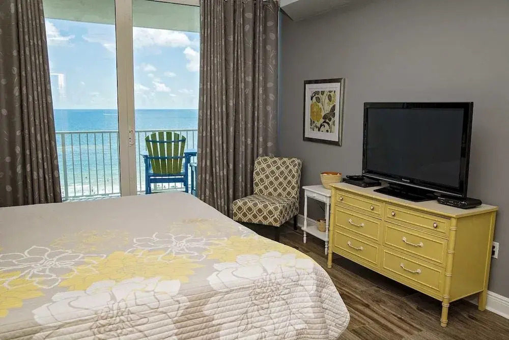 San Carlos 706 3 Bedrooms 3 Bathrooms Condo