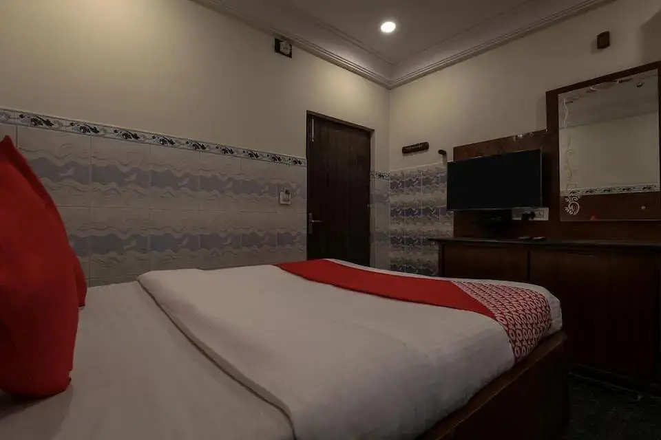 Hotel Sitara Inn