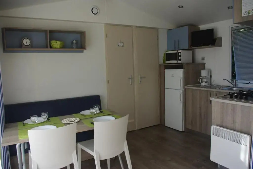 Camping Le Domaine Des Jonquilles