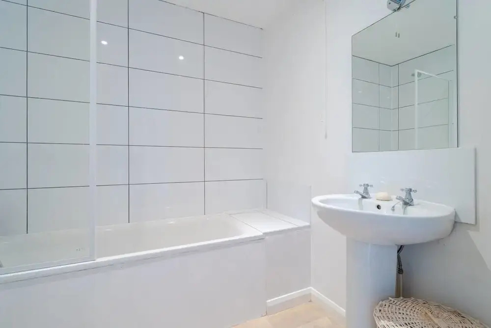Beautifully Designed 1 Bedroom Apartment
