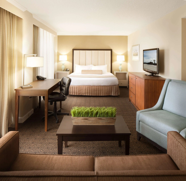 DoubleTree by Hilton Hotel Jacksonville Riverfront