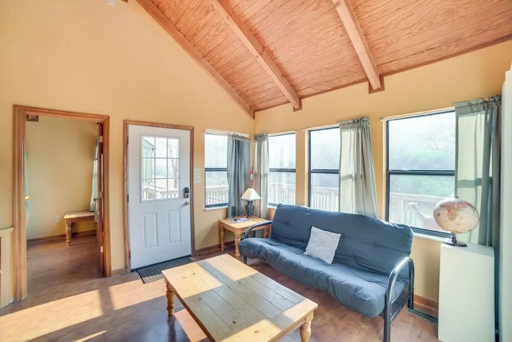 Rustic Reliance Cabin: Fly Fish the Hiwassee River