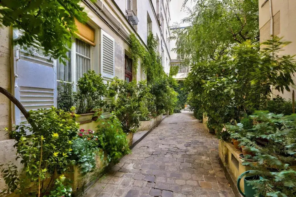 92 - Beautiful Apartment in Montorgueil