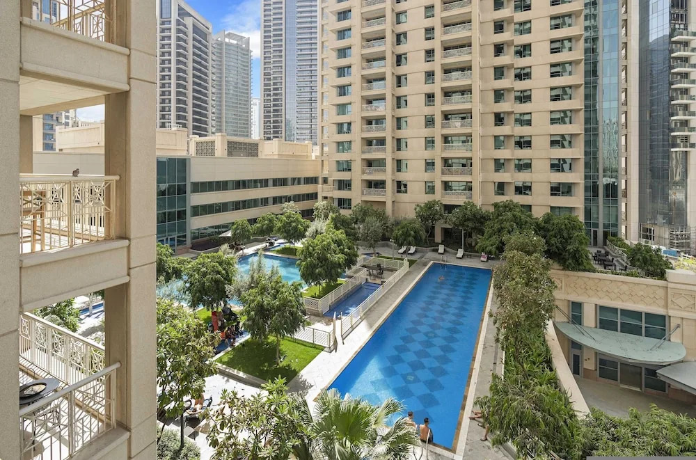 Silkhaus Elite 1bdr at 29 Boulevard Downtown