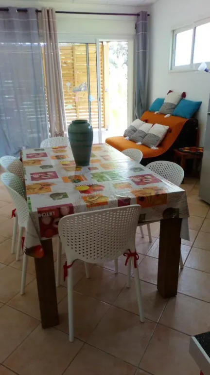 House With one Bedroom in La Rivière, With Private Pool and Wifi